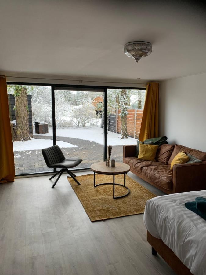 De Veluwse Bos Lodge อ็อตเตอร์โล ภายนอก รูปภาพ